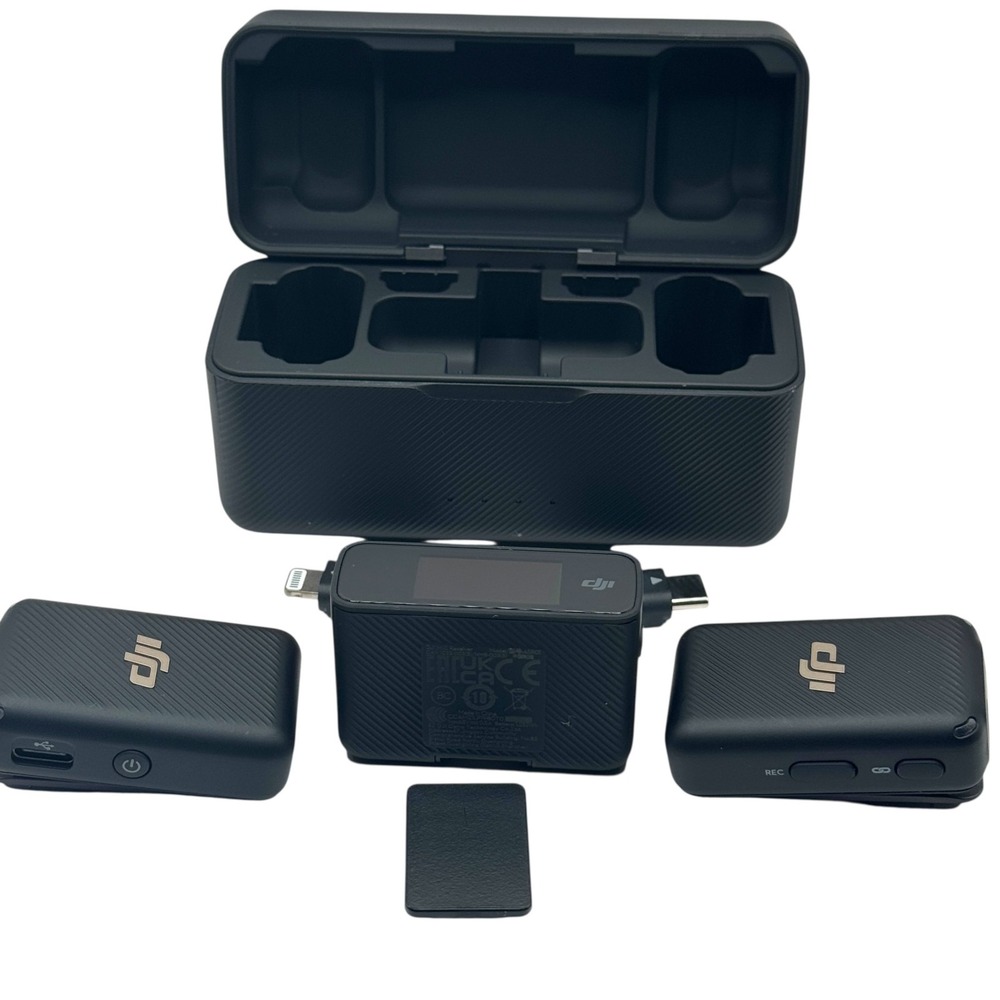 DJI Mic (2 TX, 1 RX, Charging Case) Wireless 15hr Battery Recording Bundle - Picture 10 of 11